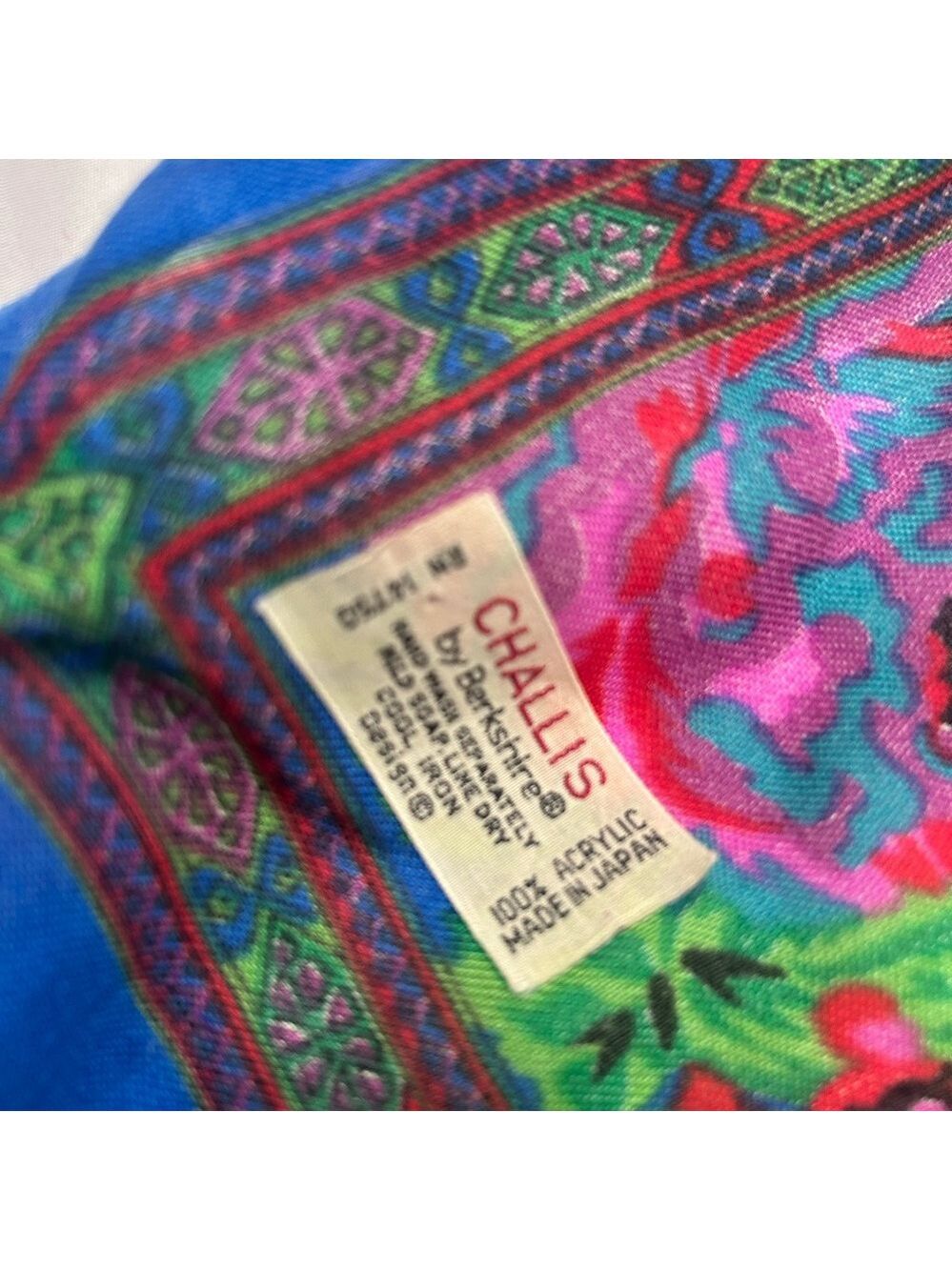 Vintage Challis By Berkshire Scarf  Blue Red Floral  RN 14570 Made In Japan - Picture 6 of 7
